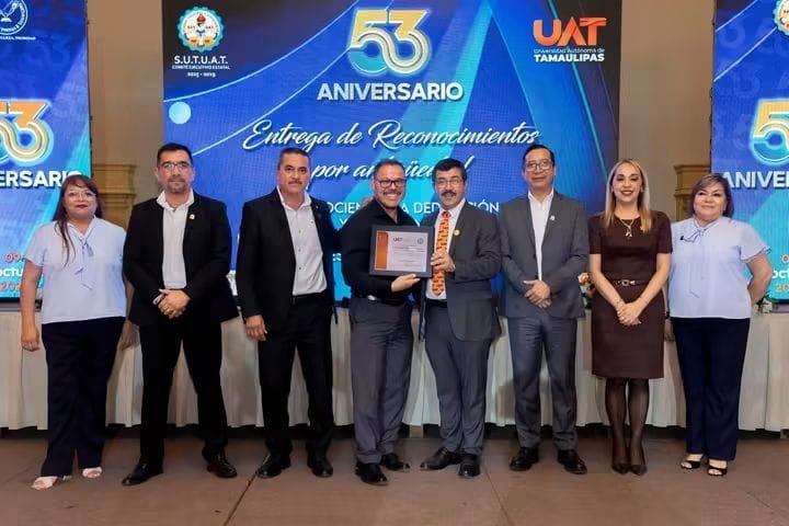 Reconocimiento a la Trayectoria SUTUAT 2