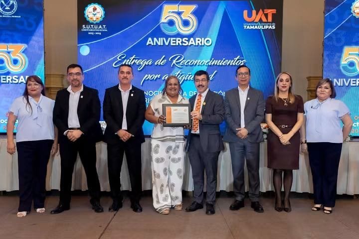 Reconocimiento a la Trayectoria SUTUAT 4