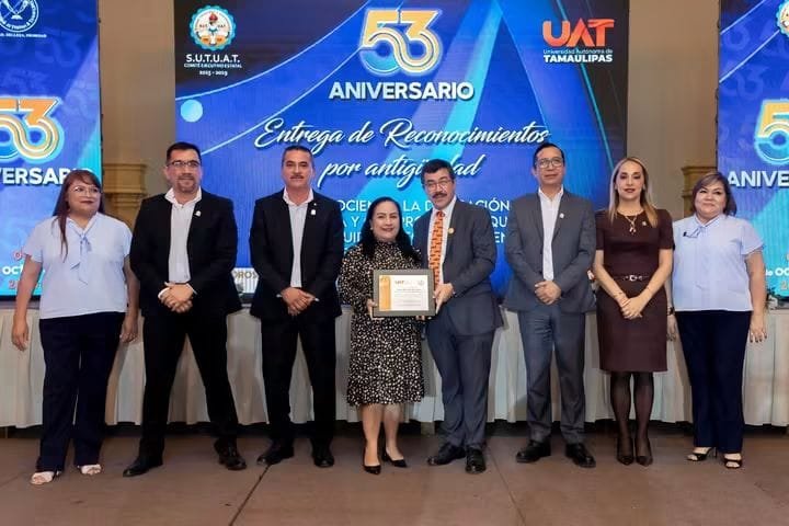Reconocimiento a la Trayectoria SUTUAT 5